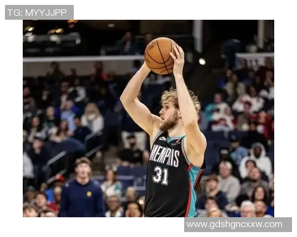 老鹰vs爵士前瞻：进攻成赢球法宝，两队参与多笔交易成X因素